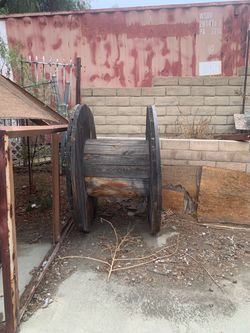 Large Wooden Cable Spool Reel