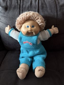 Cabbage Patch Kids Boy Vintage Doll 1985 Collectible 