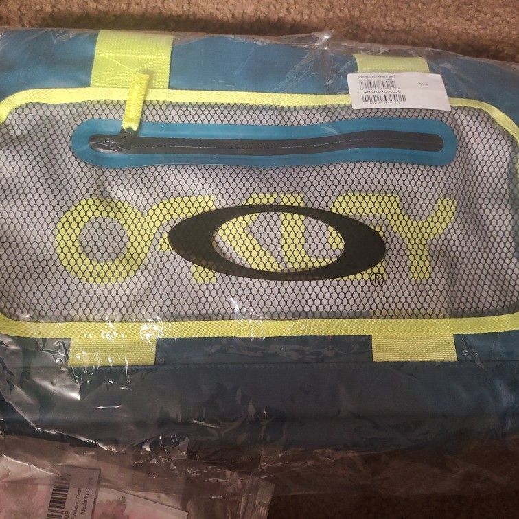 Oakley Duffle Bags