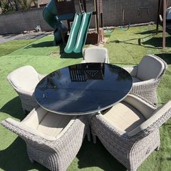 Domus venture patio Table 