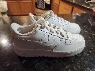 Nike Air Force GS size 6.5