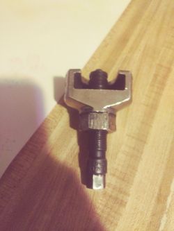 Snap on power steering puller