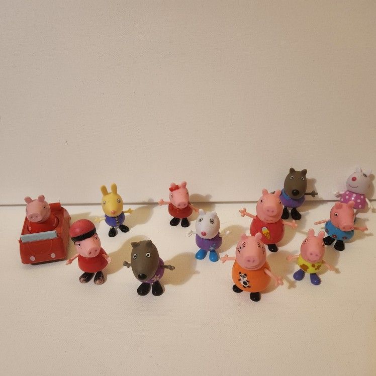 Peppa Pig Family Friends Lot of 12 Figures