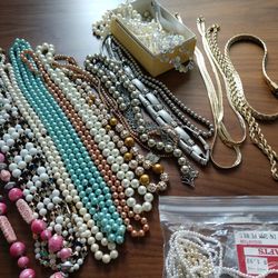 Random Jewelry For Crafts