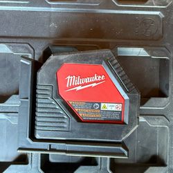 Milwaukee M12 Green Cross Line Laser
