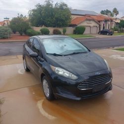 2015 Ford Fiesta