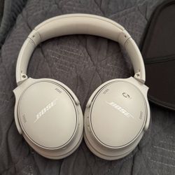 BOSE QC Headphones 