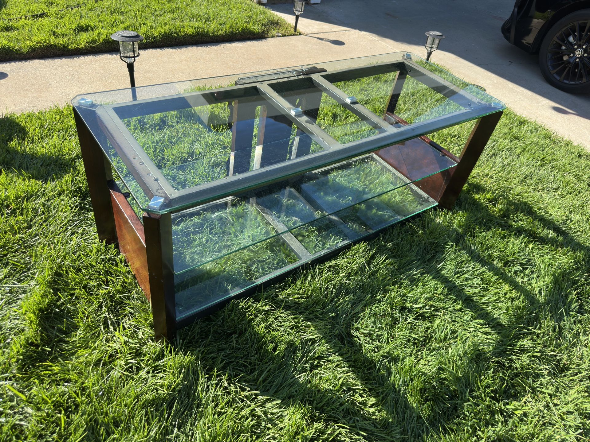 Modern Glass & Wood Entertainment Center – Tempered Glass