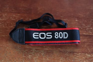 Genuine Canon EOS 80D Camera Shoulder / Neck Strap (Original OEM)