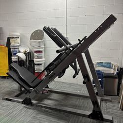 Force usa leg press hack squat combo