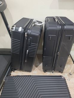 3 SUITCASE JUST AS IT IS  FOR ALL $50 FIRM