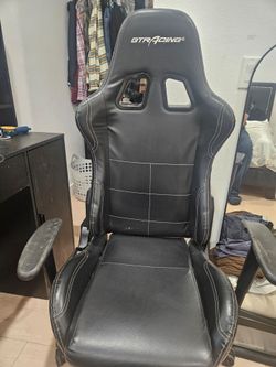Gaming chair