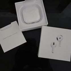 AirPod 4s