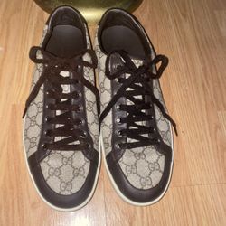 Gucci Brooklyn GG Supreme low-top sneakers - good condition