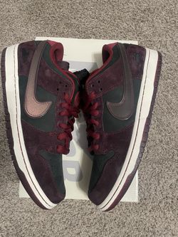 Nike SB Dunk Riot