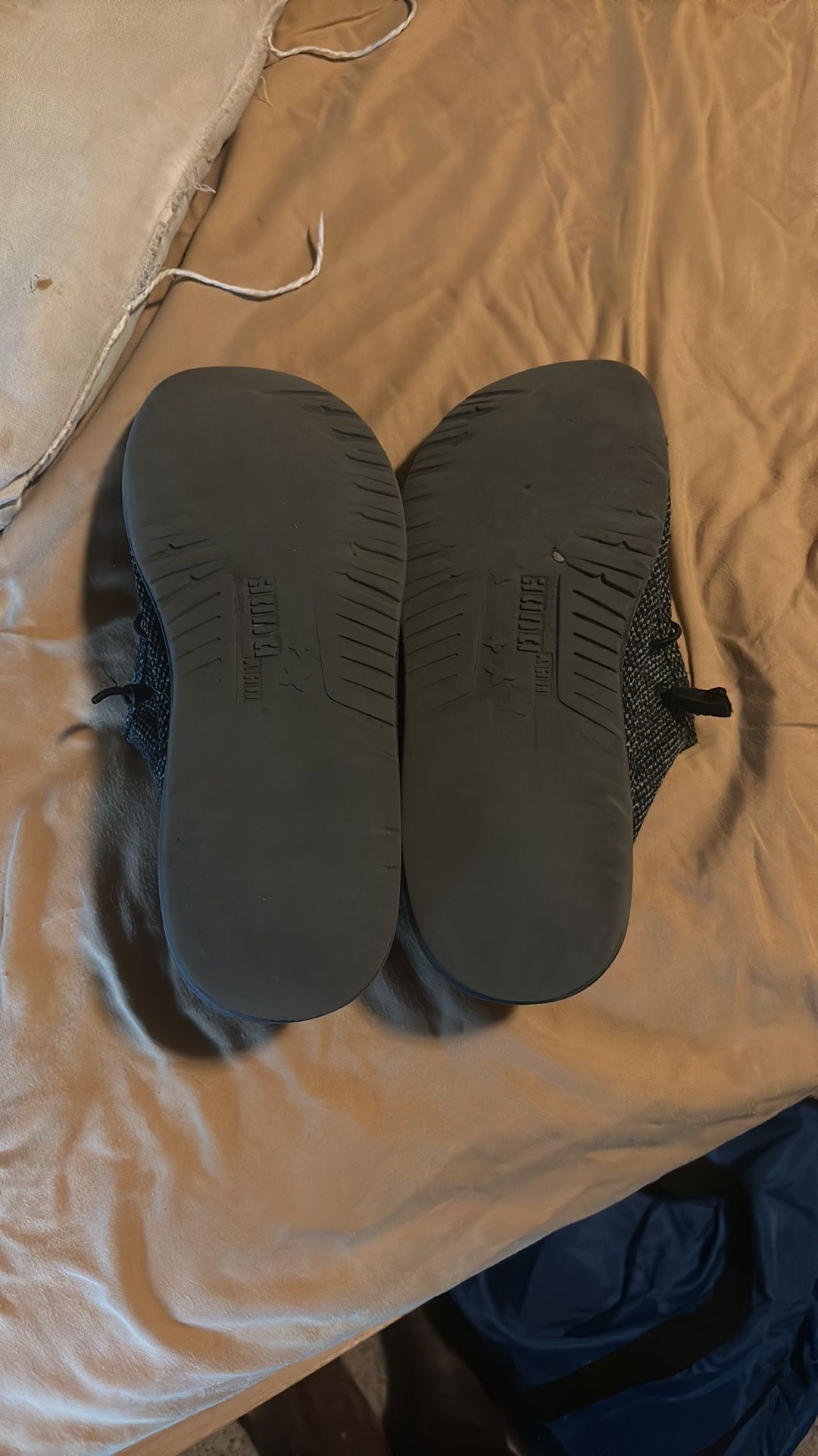Mens Hey dudes size 10