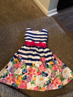 Little girls size 5 dress