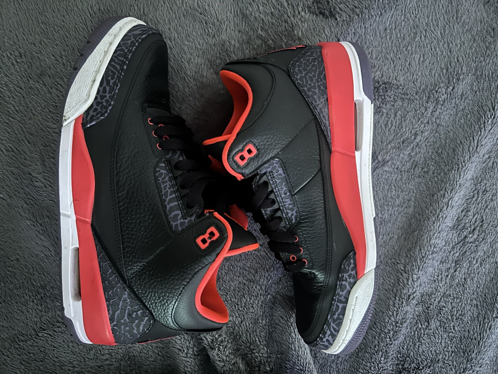 Crimson 3s