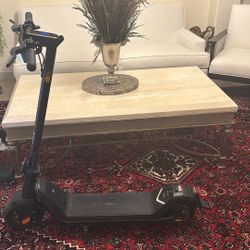 Niu Kqi3 Pro Scooter Black