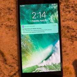 Unlocked iPhone 128gb