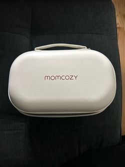Momcozy breast pump