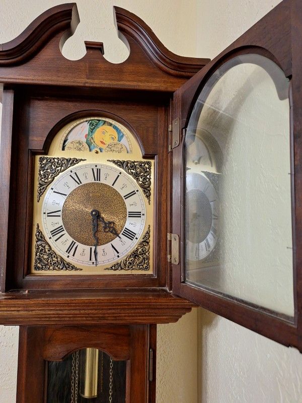 Grandfather Clock $100 OBO