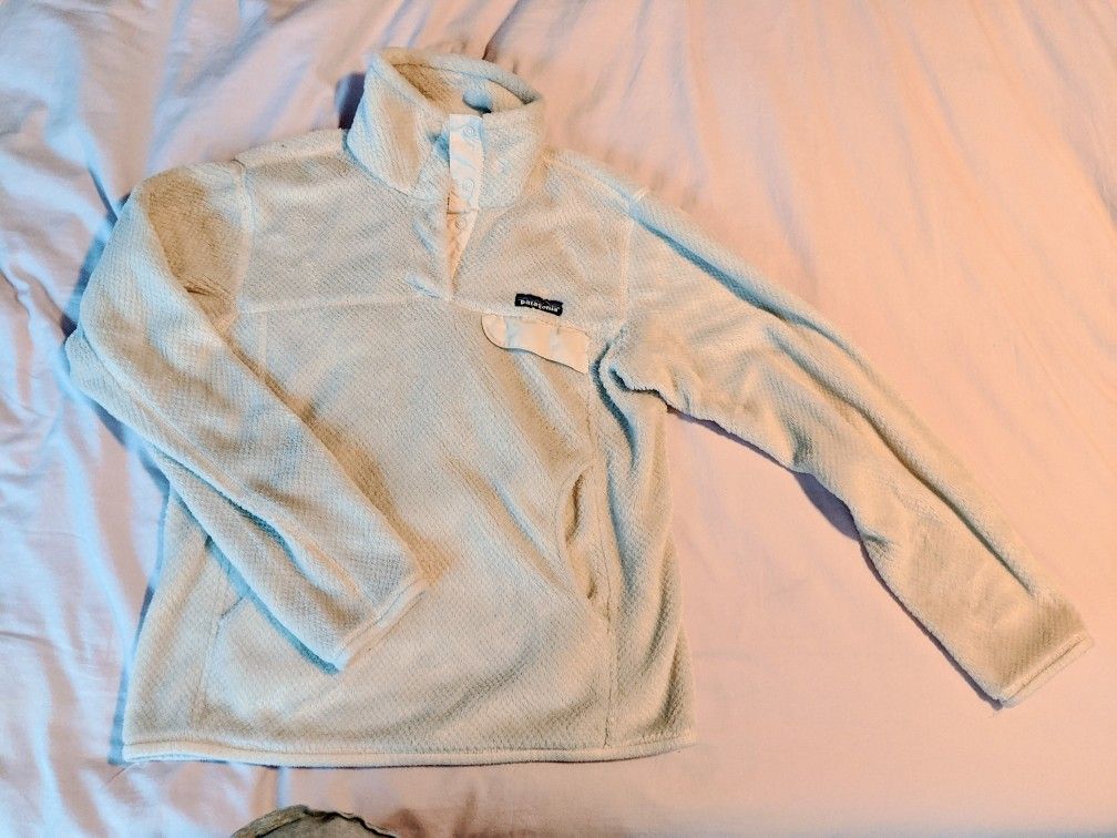 White Patagonia Pullover Size Small