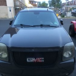 Yukon Denali Sport Black 