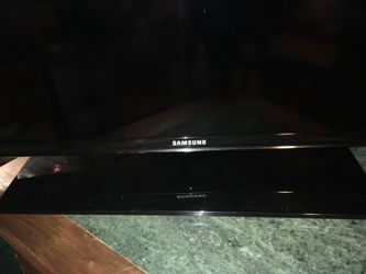 40 inch Samsung TV