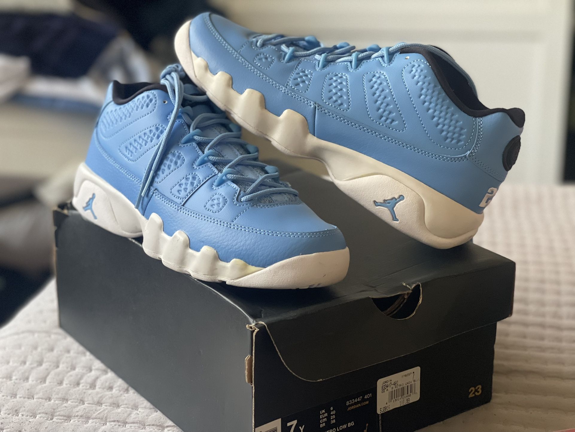 AIR JORDAN RETRO LOW BG 'UNIVERSITY BLUE' SIZE 7Y‼️