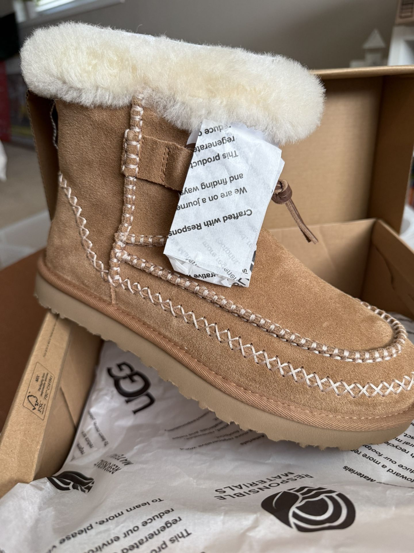 UGG