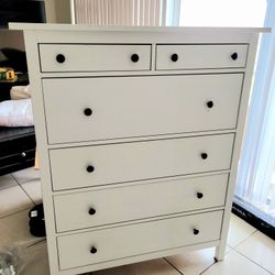White IKEA HEMNES Bedroom Dresser