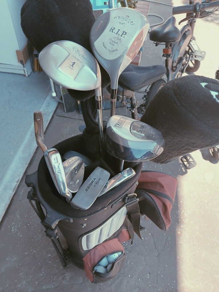 Golf Club Set + Bag +50 Golf Balls