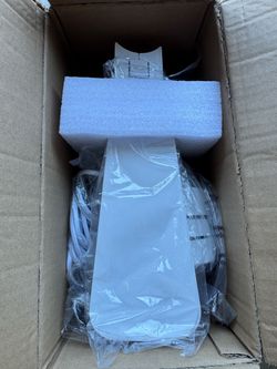 Ceiling Fan with LED Light 28” – Open Box, Tested – Hook Type
