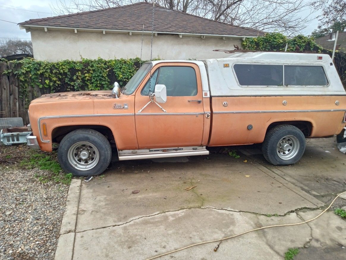 1975 Camper Shell