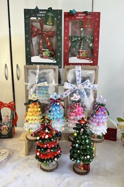 Handmade Tabletop Christmas Tree,Twist Stick Christmas Decoration, Miniature Christmas Tree Gift for Desk, Office, or Bedroom
