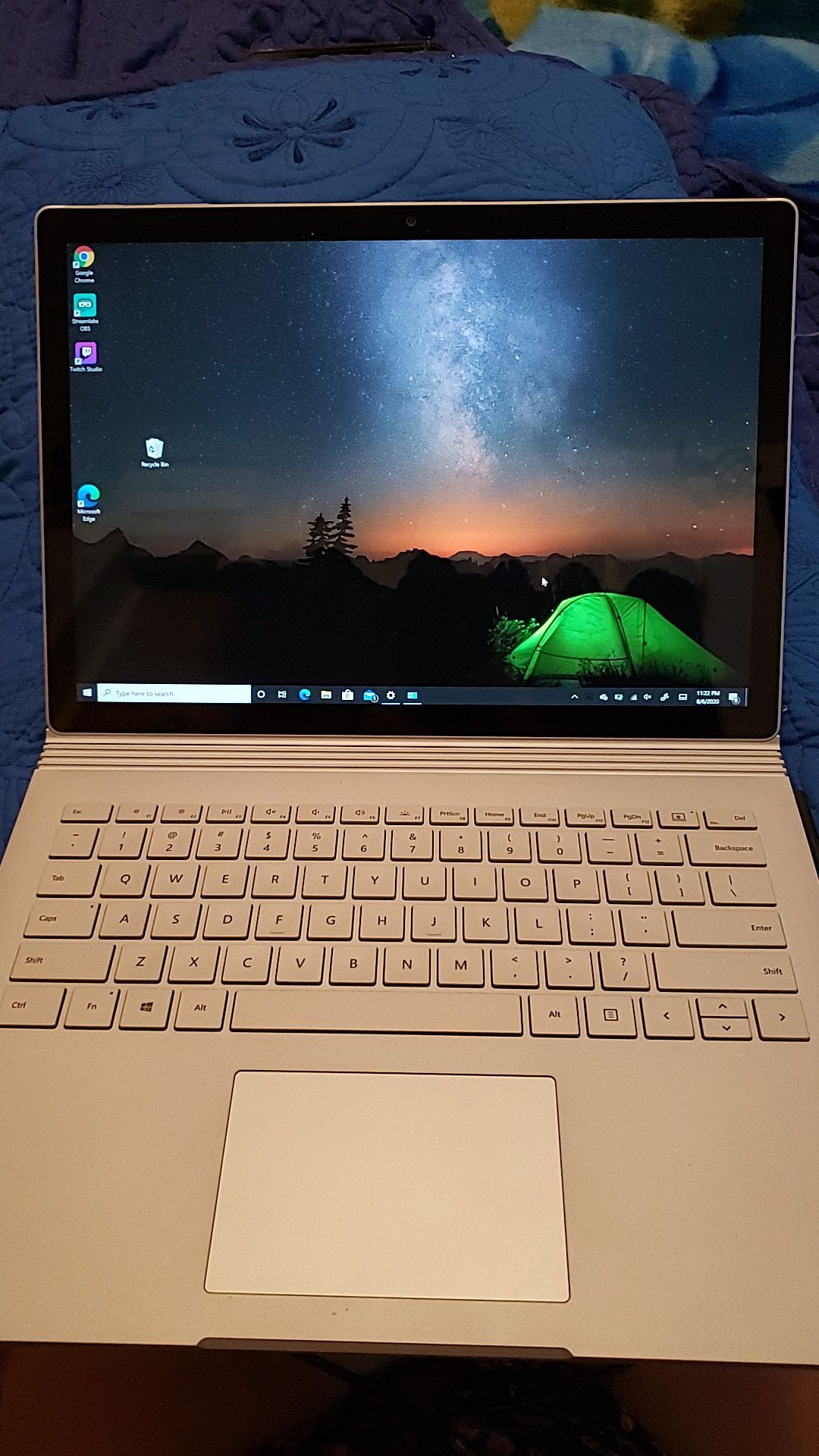 Microsoft 10 Pro - Surface Book 3