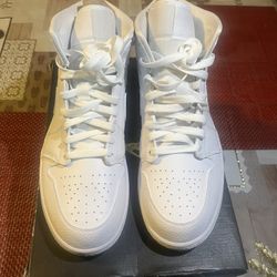 Jordan 1 Mid Triple White 2.0