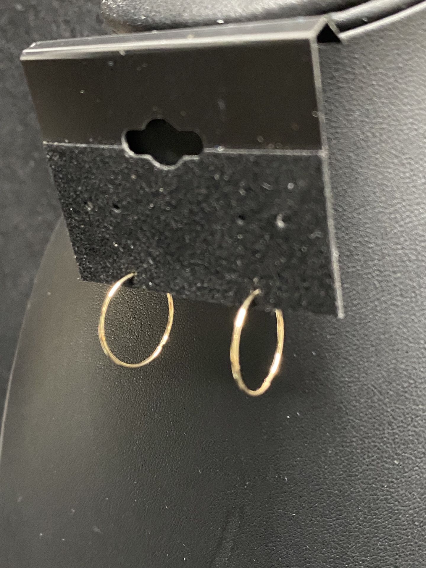 10k Gold Hoops 16β (small)