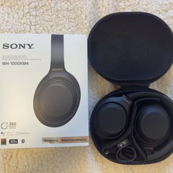 Sony-WH1000XM4 Premium Noise Canceling Overhead Headphones with Mic for Phone-Call and Voice Control, Black - Excellent/Open Box