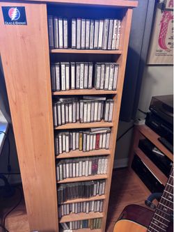 600 (ish) Live Grateful Dead recordings on cassette