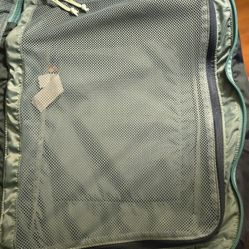  Cotopaxi 42L Great For Traveling And Adventures  