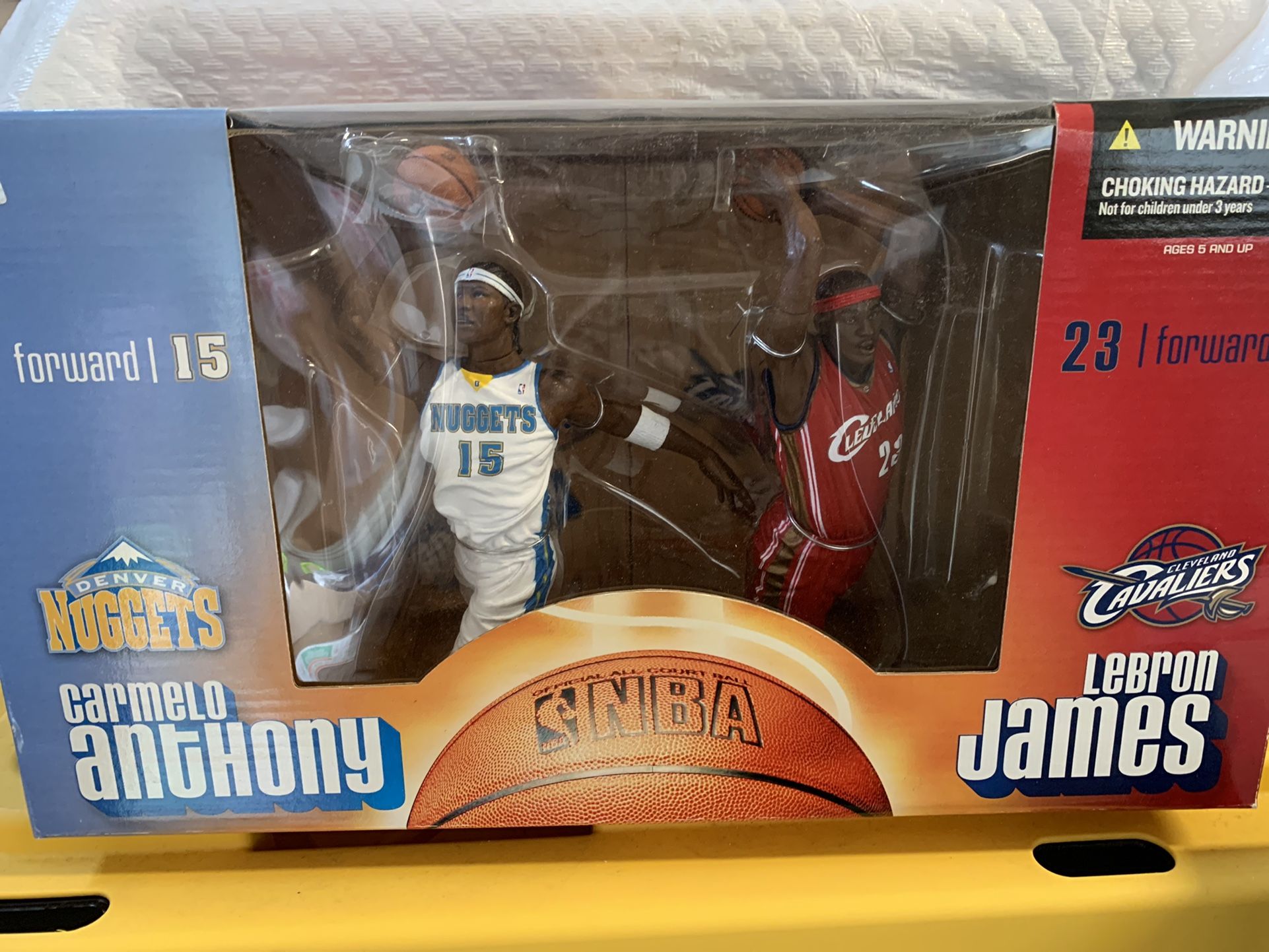 McFarlane LeBron James - Carmelo Anthony Two Pack