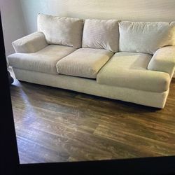 Beautiful Sofa/couch
