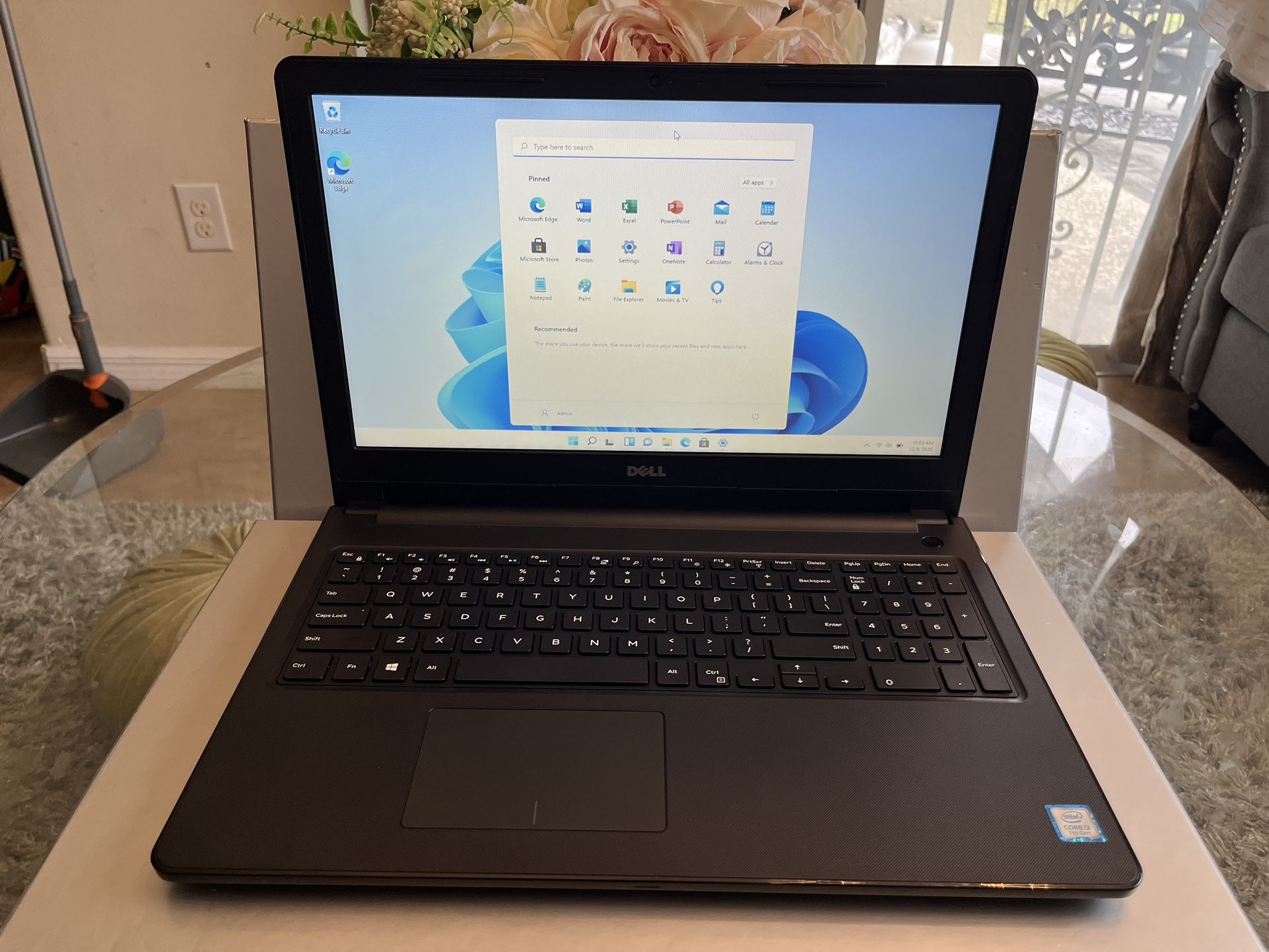 Dell Inspiron 15 Laptop Notebook 15.6” Intel i3 8GB RAM 1TB HDD Windows 11 w/ Charger - $139