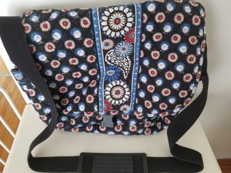 Vera Bradley messenger