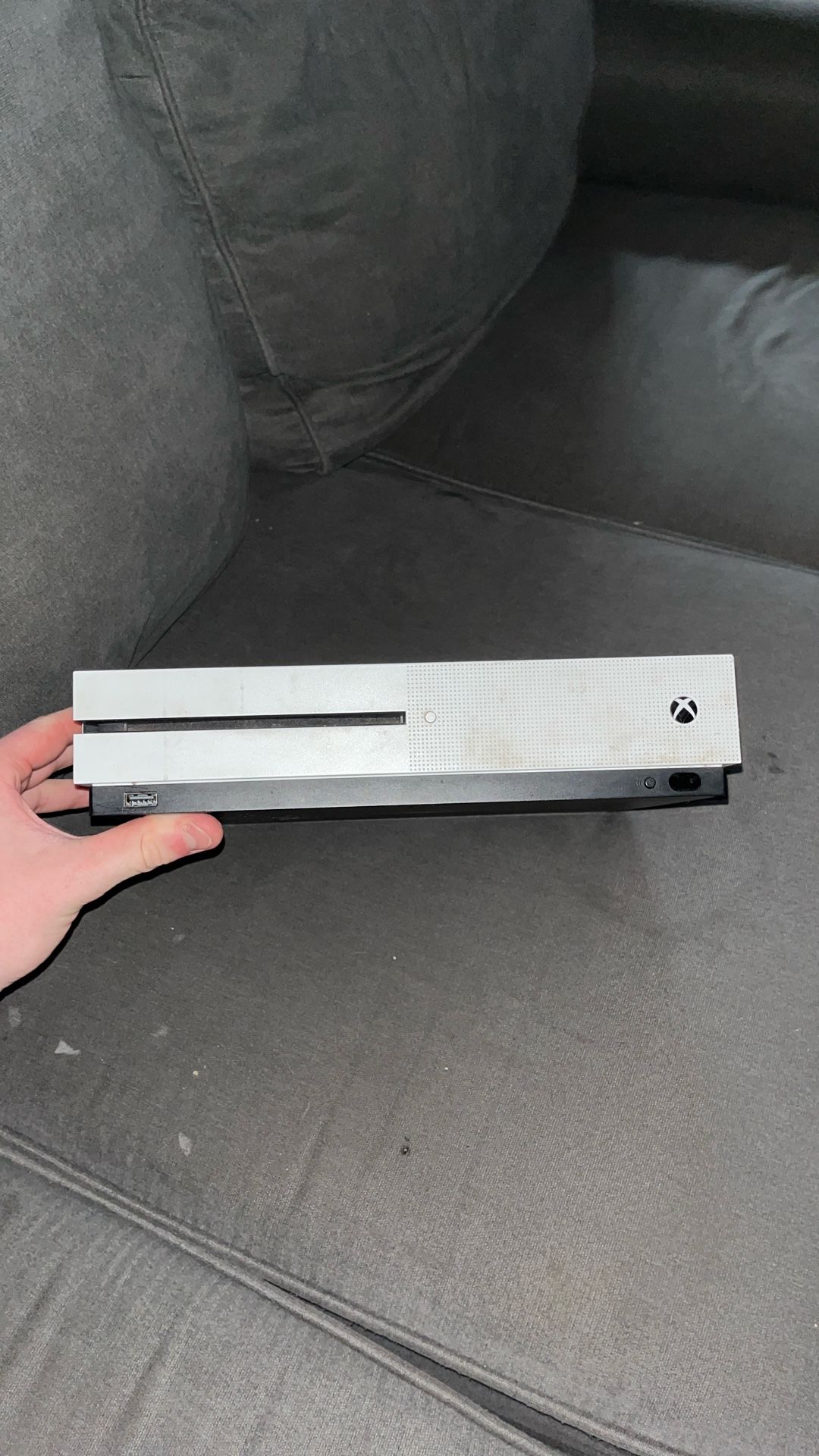 Xbox One S