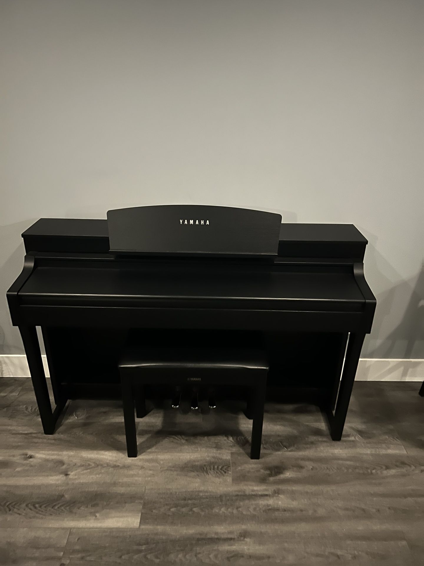 Yamaha CSP 150 Digital Piano - IPad  (slightly used)