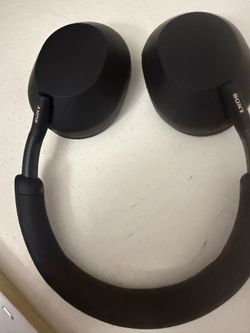 Sony WH-1000XM5 Wireless Industry Leading Noise Canceling Bluetooth Headphones B