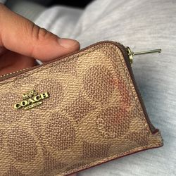 Vintage Coach’s Wallet